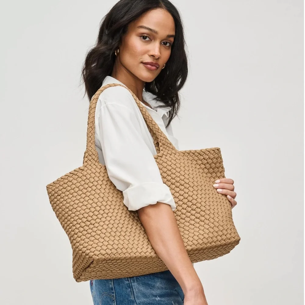 Sol & Selene Sky’s the Limit Large Tote - Picture 2 of 7